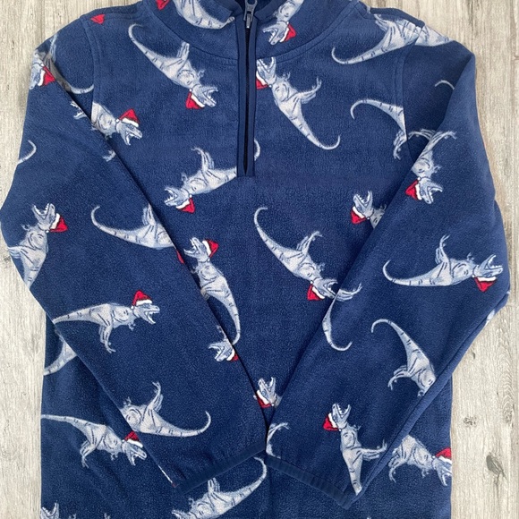 Three Oshkosh B’gosh fleece sweaters. Like new condition. $40 for all. - Picture 3 of 7